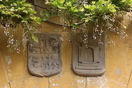 Allianzwappen Payrsberg-Niederthor am Ansitz Oberpayrsberg