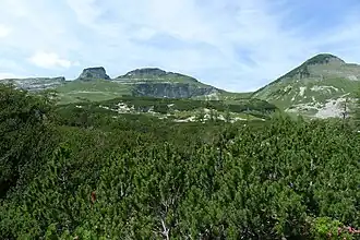 Blick auf Hochanger (ganz links) – Atterkogel – Greimuth – Bräuningzinken (rechts)