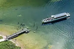 Solarschiff Altaussee vor der Anlegestelle Seewiese (2018)