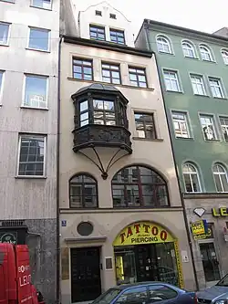 Wohn- und Geschäftshaus J.&nbsp;Baun (erbaut 1899)