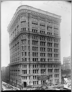 Alwyn Court im Jahr 1910