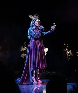 Amina Eisner als Celeste Engel in Apokalypse Miau am Stadttheater Gießen 2024