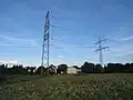 Derzeitiger (2021) provisorischer, nördlicher Endpunkt der alten Nord-Süd-Leitung auf Originalmasten
