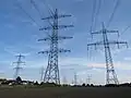 Derzeitiges (2021) provisorisches Ende der neuen 380-kV-Leitung in Köln-Weiden. Ein Weiterbau nach Süden wird 2021 noch durch eine Klage verhindert