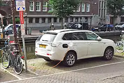 Mitsubishi Outlander PHEV (2014–2015)