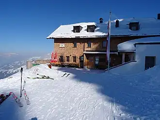 Die Alpenrosenhütte der Sektion Schorndorf im Winter 2017/2018