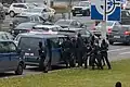 OMON-Einheiten mit ungekennzeichneten Fahrzeugen während eines Einsatzes im November 2020