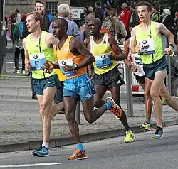 Paul Malakwen Kosgei (Nr.&nbsp;91, hier beim Frankfurt-Marathon 2014) kam auf den siebten&nbsp;Platz