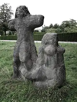 Arnold D'Altri (1904–1980) Skulptur 1982, 2.20 x 2.20m. Friedhof Rosenberg in Winterthur