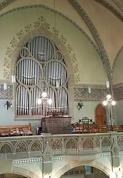 Ansicht der Süd-/Sängerempore mit Orgel