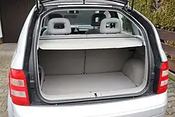 Kofferraum mit doppeltem Ladeboden