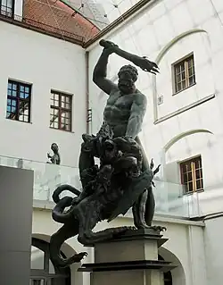 Herkules bekämpft die Hydra: (von der Maximilianstraße)