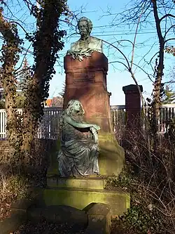 Grabmal für August Klughardt