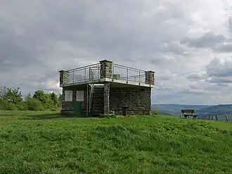 Die Aussichtswarte auf dem Buchschirm