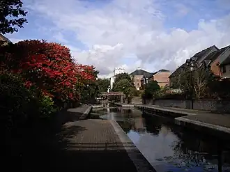 Im Norden von Butetown in Atlantic Wharf am Dock Feeder Canal (2011)