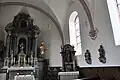 Hauptaltar und Mutter-Anna-Altar