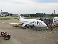 Boeing 737-300 der Aviolet