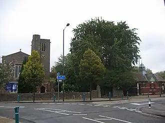 Kreuzung an der St.-Andrew-Kirche in Avonmouth