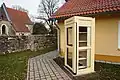 Öffentliche Büchertelefonzelle am Dorfgemeinschaftshaus 2019 aufgestellt