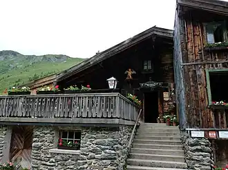 Die Bürglhütte (1700&nbsp;m) am südlichen Fuß des Geißsteins