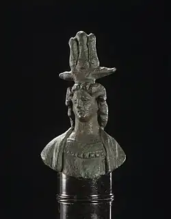 Büste Alexanders des Großen mit Götterkrone und Widderhörnern.