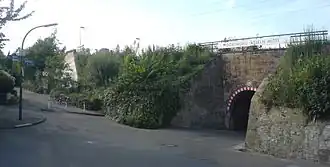 heutiger Haltepunkt Dortmund-Asseln Mitte, etwa 1 km westlich des ehem. Bahnhofsgebäudes