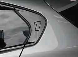 Hofmeister-Knick beim BMW 1er (F70) mit eingeprägter Modellreihenziffer, seit 2024