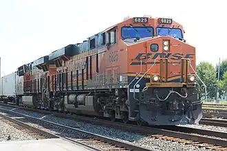 BNSF 6825 in Bellevue (August 2016)