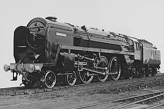 70000 „Britannia“ bei den Crewe Works (Januar 1951)