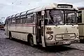 Saturn II&nbsp;L Linienbus mit 11,5&nbsp;m Länge, Außenschwingtüren, Dachrandverglasung und kleinem Schilderkasten