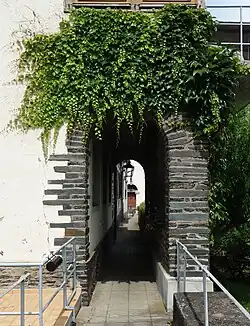 Laubengang auf der Stadtmauer