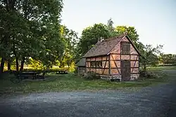 Backhaus des Jerichower Land-Hofs am Dorfteich Schopsdorf