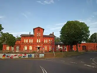 Empfangs- und Nebengebäude