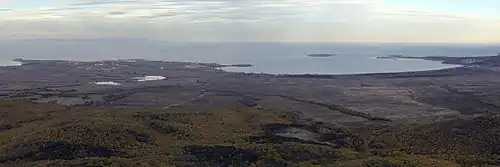 Die Sosopolbucht vom Gipfel Bakarlak aus. Rechts Sosopol, links Tschernomorez