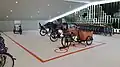 In einem Fahrradparkhaus
