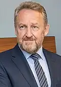 Bakir Izetbegović, SDA (islamisch-konservativ, bosniakisch-nationalistisch)
