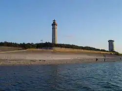 Neuer und alter „Leuchtturm der Wale“, Phares des Baleines, von der Fischwehr aus gesehen