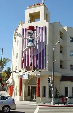 Ballerina Clown in Venice (Los Angeles)
