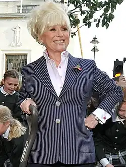 10. Dezember: Barbara Windsor (2010) (83)
