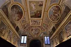 Fresken der Sakristei, gesehen vom Eingang