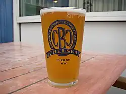 Bierglas der Chelsea Brewing Company auf Pier 59