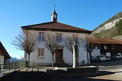 Dorfschule von Belprahon