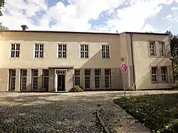 Funkgebäude vor Sanierung, 2010