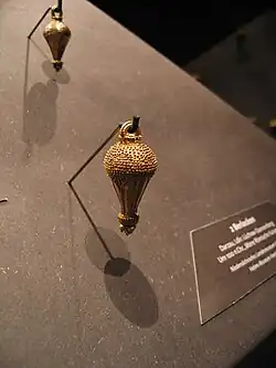 Berlocken aus Darzau[Anm 1] um 125 n.&nbsp;Chr.