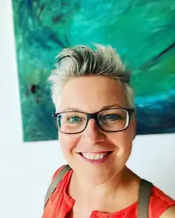 Das Bild zeigt Bettina Reifschneider