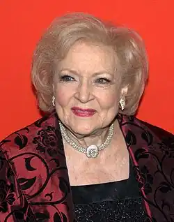 31. Dezember: Betty White (2010) (99)