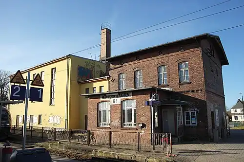 Empfangsgebäude (2012)