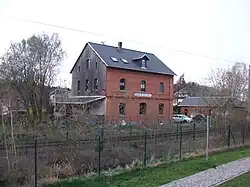 Bahnhof Jahnsdorf, ehem. Empfangsgebäude, Gleisseite (2016)