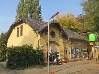 Empfangsgebäude der S-Bahn-Station