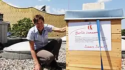 Ein Bienenstock auf dem Dach des Musikinstrumenten-Museums in Berlin – eine Aktion der Initiative „Berlin summt!“.